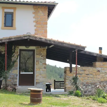 Old Stead Ваканционна къща *